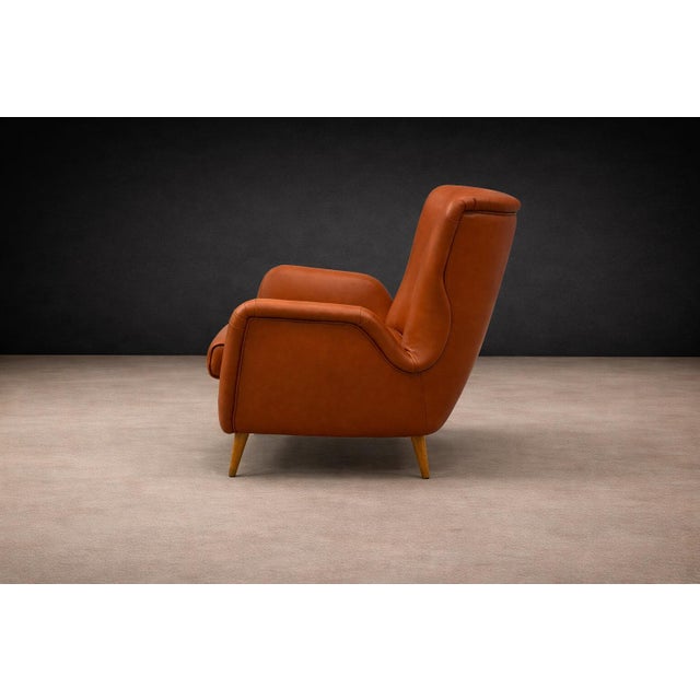 Brazilian Modern Armchair with Ottoman in Hardwood & Leather by Carlo Hauner, Brazil, 1950s - Lot 353 For Sale In New York - Image 6 of 12