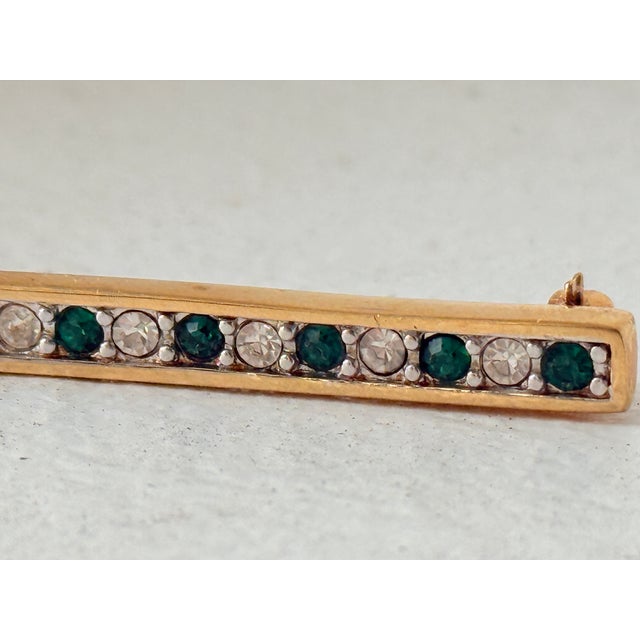 Contemporary Sal Swarovski Bar Brooch Emerald Green & Clear Crystal Vintage Pin For Sale - Image 3 of 9