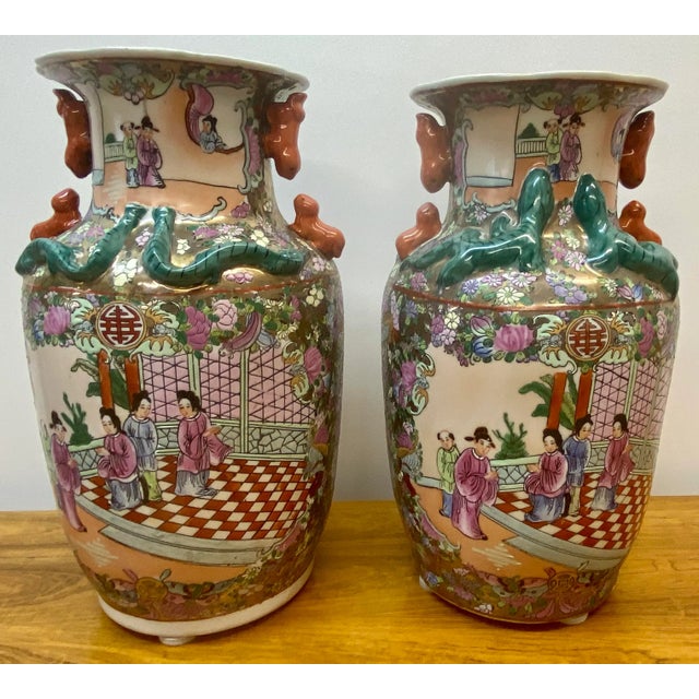 Early 20th Century Chinese Porcelain Vases - a Pair For Sale - Image 13 of 13