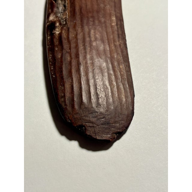 Folk Art Antique Central Australia Aboriginal Hand Carved Wood Fluted Hunting Boomerang For Sale - Image 3 of 8
