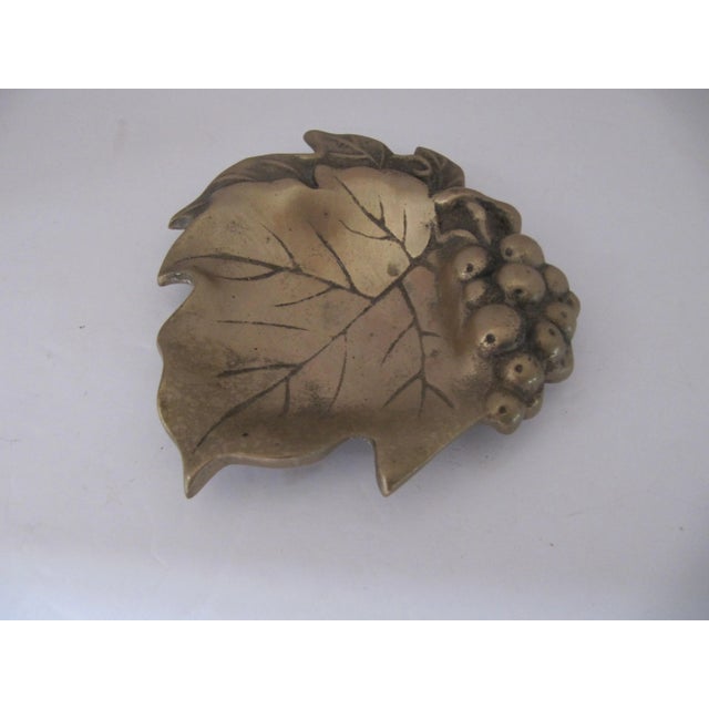 Vintage brass grape and leaves catchall, great for keys or loose change.