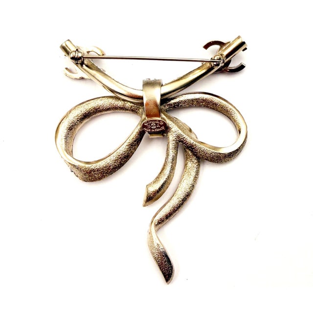 Contemporary Chanel Gold CC Bow Ribbon Crystal Brooch For Sale - Image 3 of 4