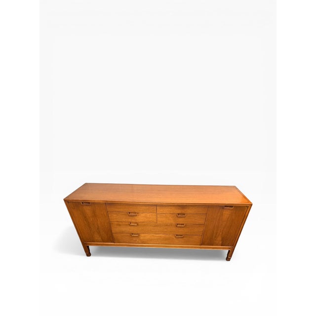 1970s 1970s John Stuart Janus Collection Mid-Century Modern Walnut Credenza / Dresser For Sale - Image 5 of 12