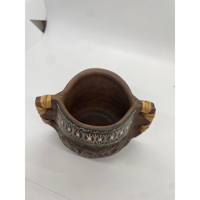 Mid 20th Century Mid 20th Century Nez Perce Tribe Pottery Cup For Sale - Image 5 of 6
