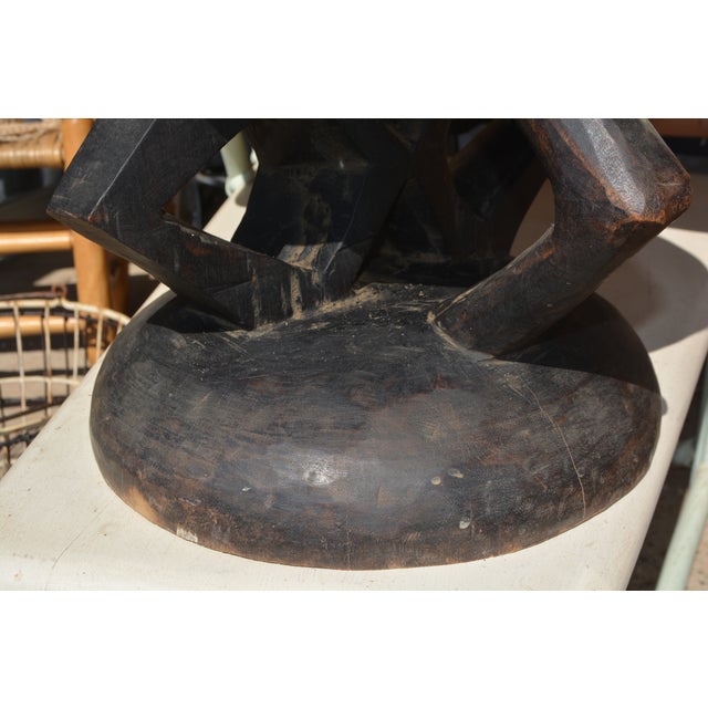 Wood 1960s Vintage Black Wooden Round Tonga African Stool With Diamond Shape Cut Outs / Handle For Sale - Image 7 of 15