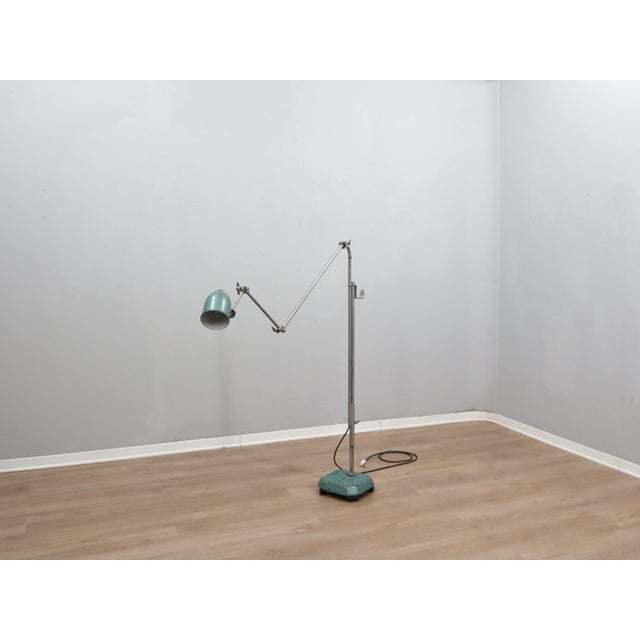Mid-Century Modern Industrial Adjustable Floor Lamp in Green Hammertone, 1960s For Sale - Image 3 of 12