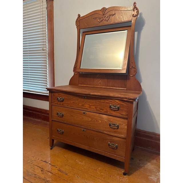 Wood 1900s Oak Dresser With Mirror For Sale - Image 7 of 7