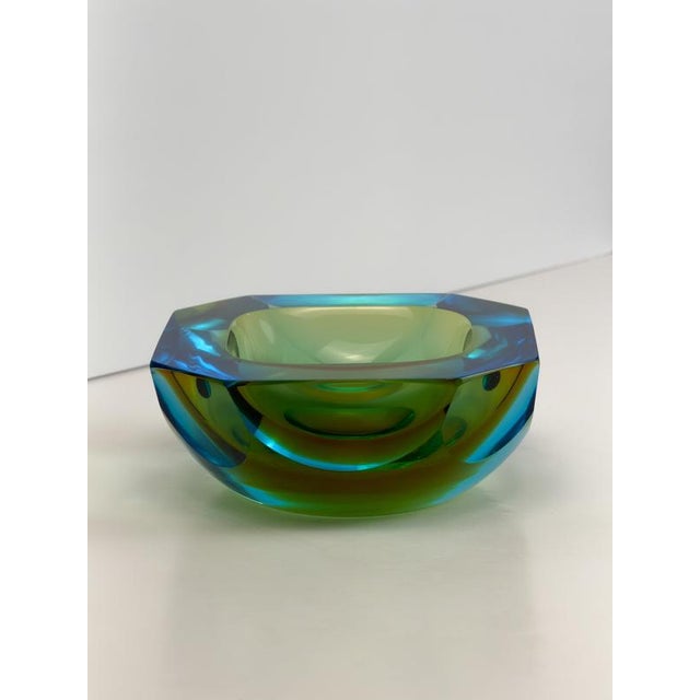 Octagonal Chartreuse Sommerso Murano Glass Bowl, 1960s For Sale - Image 3 of 11