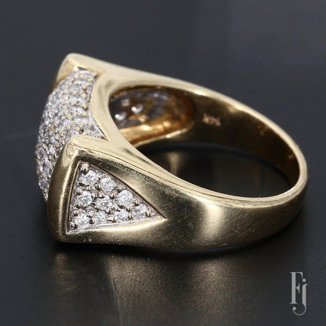 Mid 20th Century 14k Yellow Gold Men's Ring With 1.34ct G/Si3 Round White Diamonds - Size 9 For Sale - Image 4 of 4