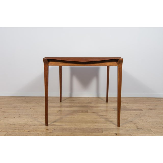 Wood Mid-Century Teak Extendable Dining Table from McIntosh, United Knigdom, 1960s For Sale - Image 7 of 18