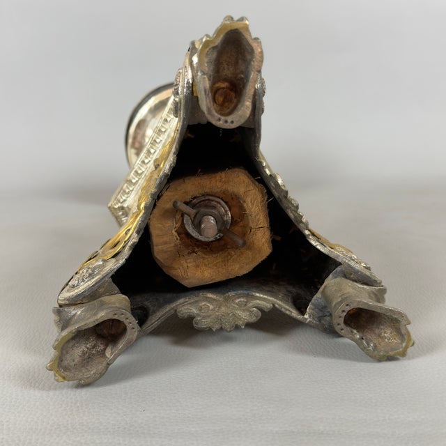 Gold Antique Tripod Candlestick in Gilded Silver Metal with Lion Paws, 1800s For Sale - Image 8 of 11