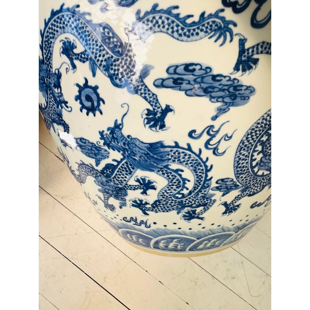 Vintage Extra Large Blue and White Chinese Dragon Chinoiserie Porcelain Fishbowl Jardiniere Planter For Sale - Image 9 of 11