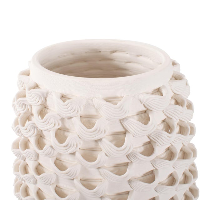 Kenneth Ludwig Chicago Plaiting Vase For Sale - Image 4 of 10