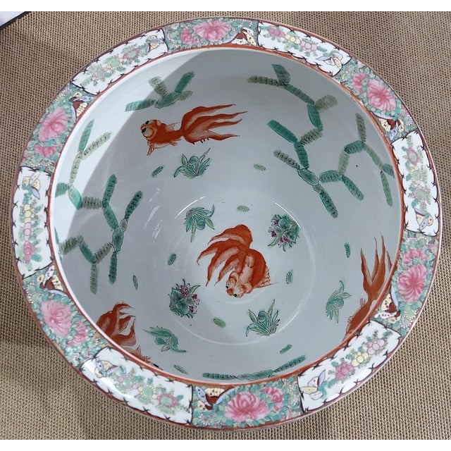 Canton Porcelain Aquarium Pot, China, 19th Century For Sale - Image 5 of 18
