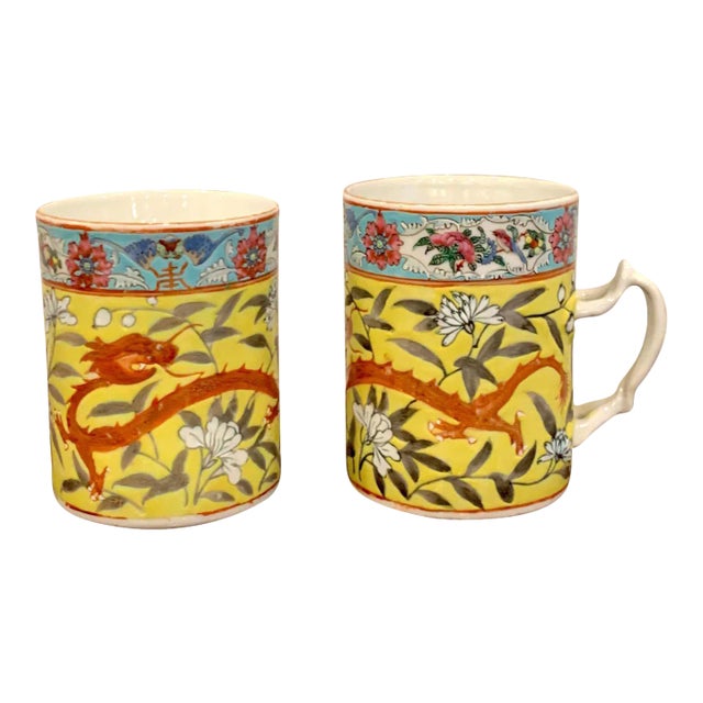 19th Century Chinese Export Famille Verte Yellow Dragon Motif Mugs - a Pair For Sale