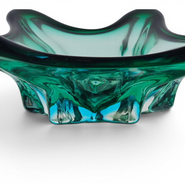 Murano Sommerso Emerald & Aquamarine Sculptural Star Art Glass Bowl 11.25" For Sale - Image 17 of 18