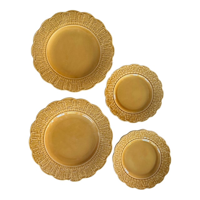 Vintage Bordallo Pinheiro Grapevine Gold Plates - Set of 4 For Sale