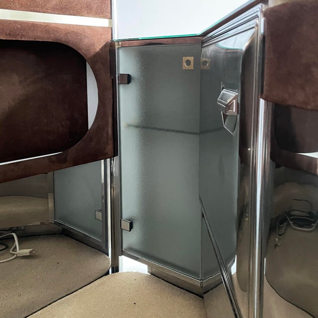 Italian Modern Bar Cabinet with Stools in Suede and Metal, 1970s, Set of 3 For Sale - Image 10 of 18