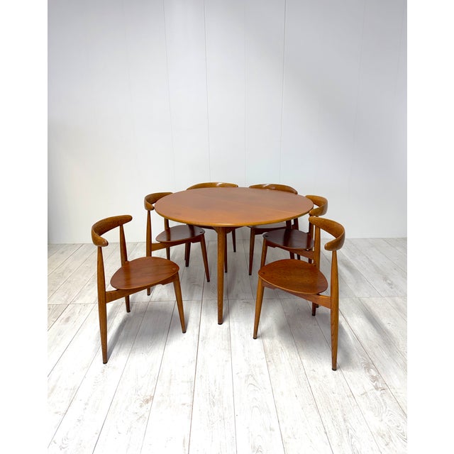Vintage Heart Dining Set by Hans Wegner for Fritz Hansen, 1950s, Set of 7 For Sale - Image 6 of 18