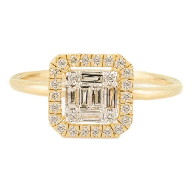 Modern Halo Set Cluster Diamond Ring Size 5 in 14k Solid Gold For Sale
