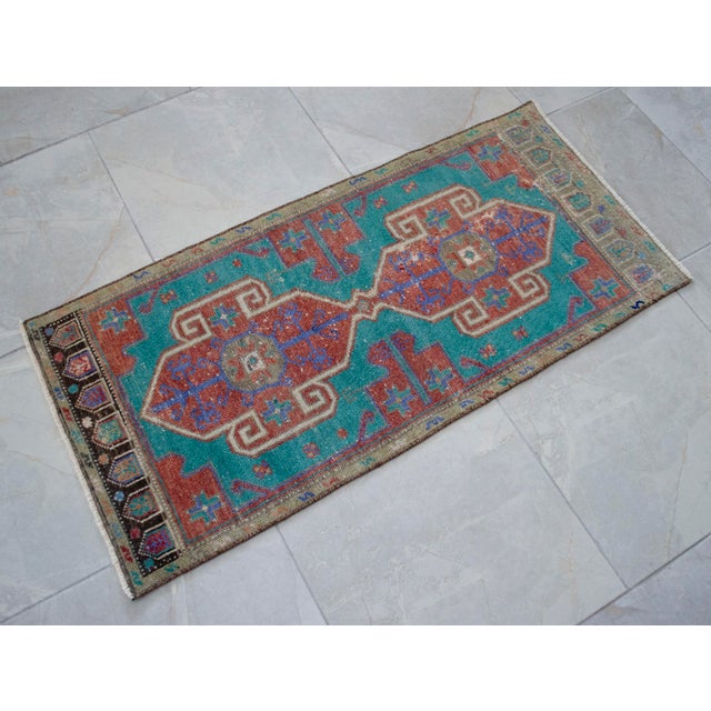 Vintage Small Rug Runner Hand Made Mat Turkish Rug Enrty Decor Bath Mat- 1′8″ × 3′6″ For Sale - Image 12 of 13