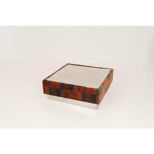 Modular Velvet Sofa Set with Coffee Table by Giovanni Offredi for Saporiti, 1970s, Set of 4 For Sale - Image 9 of 15