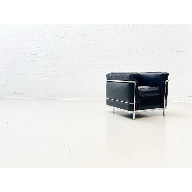 LC2 Armchair by Le Corbusier for Cassina, 1974 For Sale - Image 13 of 18
