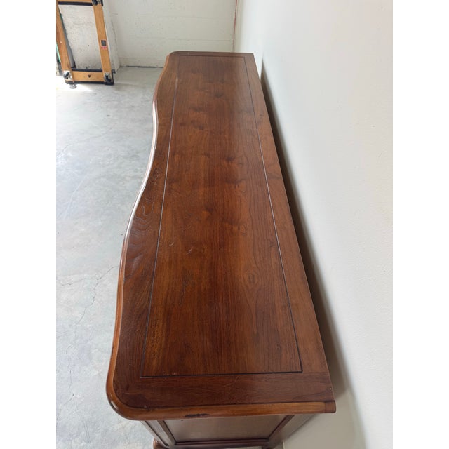 1980s Vintage Pierre Deux for Henredon French Louis XV Style Dresser For Sale - Image 5 of 12