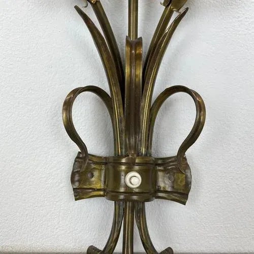 Gold Italian Flower Theatre Wall Light in the style of Gio Ponti, 1970s For Sale - Image 8 of 18