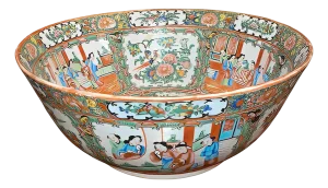 Large 19th Century Chinese Export Rose Medallion Porcelain Bowl