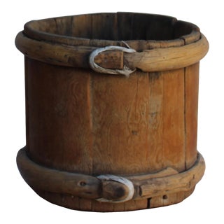 Chinese Vintage Wood Bamboo Bend Short Bucket For Sale