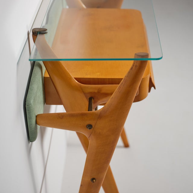 Italian Sculptural Maple Console Table with Glass Top by Ico Parisi, 1950s For Sale - Image 9 of 11
