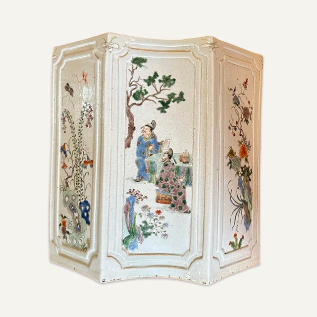 Gray Yongzheng Period (1722-1735) Porcelain Jardiniere With Fine Enameling For Sale - Image 8 of 12