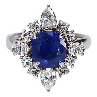 14k White Gold Blue Sapphire & Mixed-Shape Diamond Halo Ring - Size 6.5 For Sale