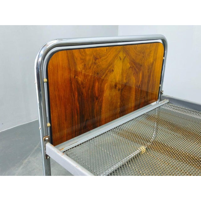 Bauhaus Tubular Steel Bed with Walnut Panels, Czechoslovakia, 1930s For Sale - Image 9 of 17