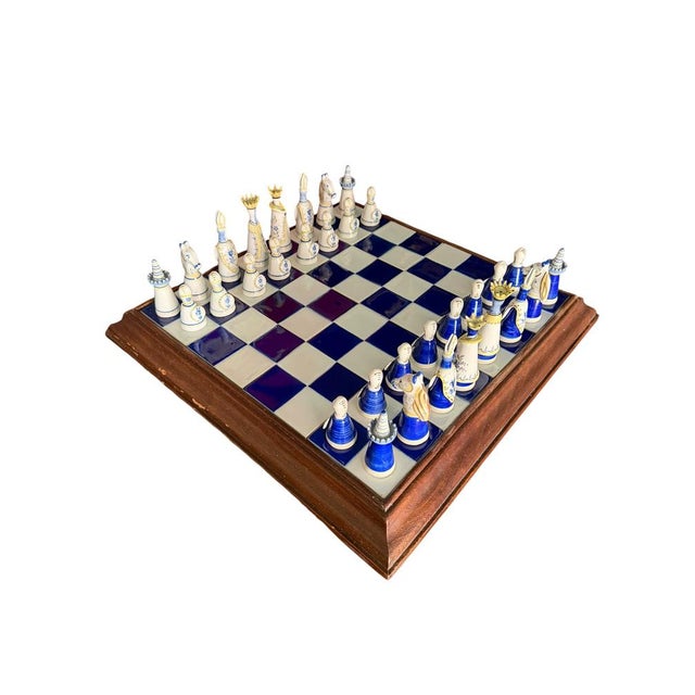 Vintage Viana Portuguese Porcelain Chess Set, 1970, Set of 33 For Sale - Image 13 of 18