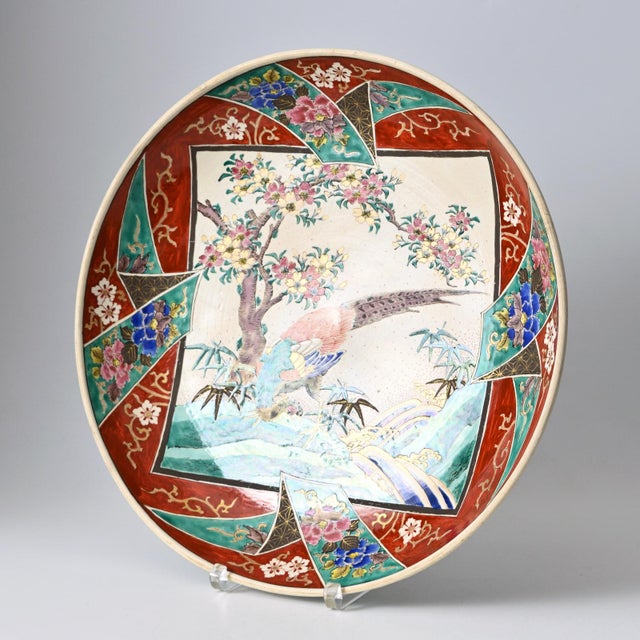 Green Large Hand-Pained Japanese Kutani Dish, 1890s For Sale - Image 8 of 14