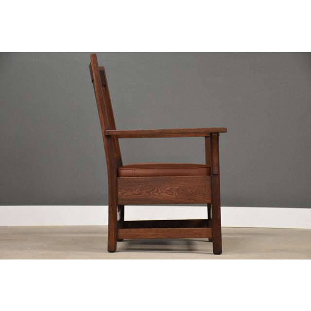 L. & J.G. Stickley, Inc. 1910s L&jg Stickley Lounge Arm Chair Mission Arts and Crafts For Sale - Image 4 of 10