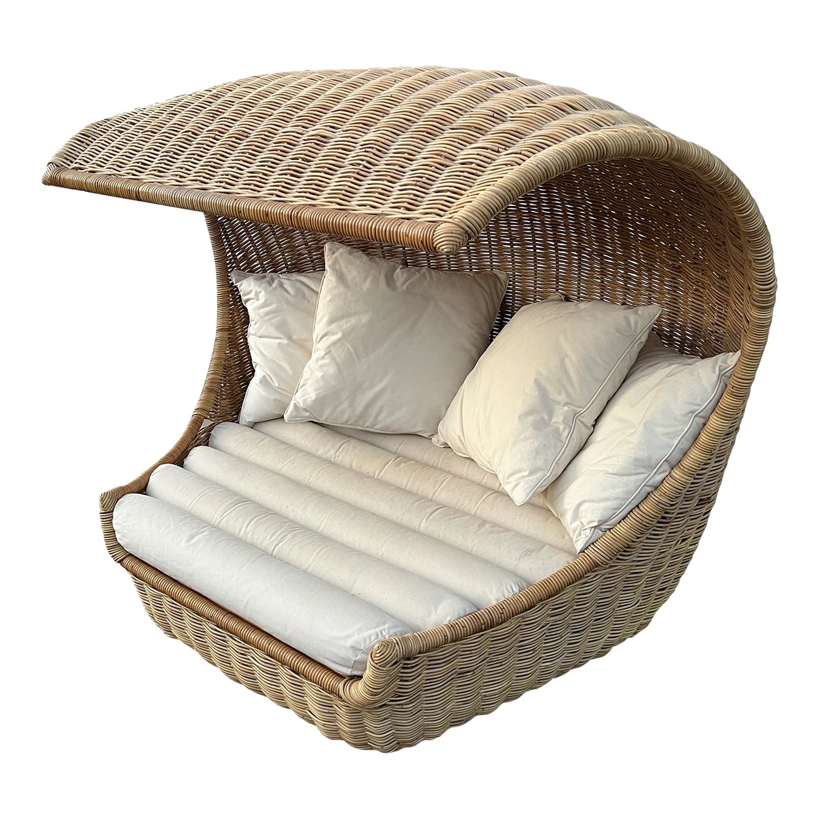 1970s Wicker Shell Indoor Lounge Daybed | Chairish