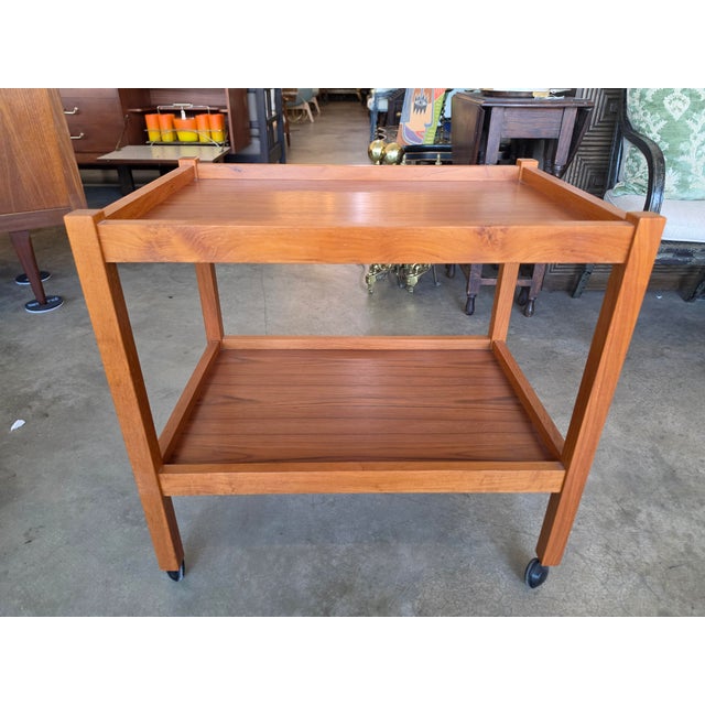 Wood Mid-Century Modern Danish Teak Rolling Bar Cart / Tea Trolley For Sale - Image 7 of 16