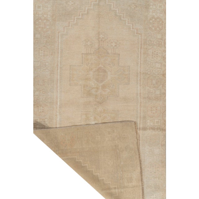1940s Vintage Circa 1940 Turkish Oushak Area Rug 3ft 6in X 6ft 7in For Sale - Image 5 of 8