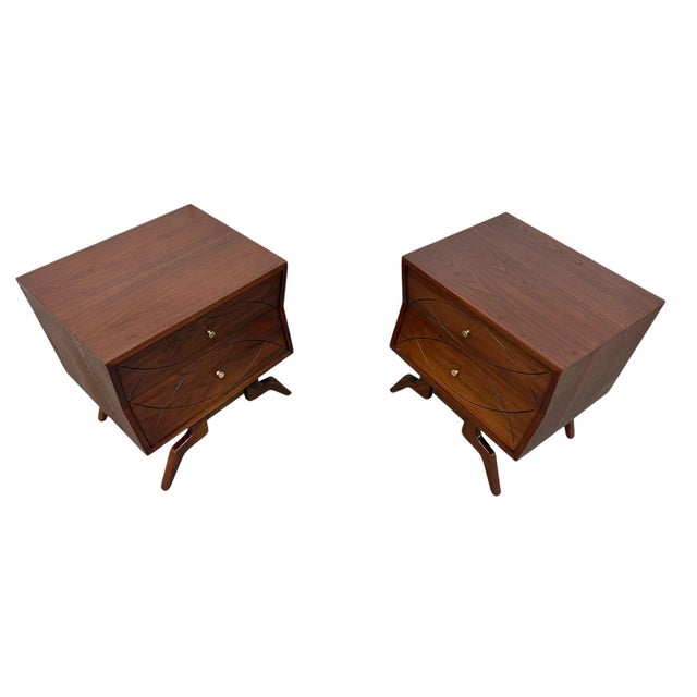 Mid-Century Modern Pearsall Style Walnut Nightstands - Set of 2 - Refinished! For Sale In Philadelphia - Image 6 of 9
