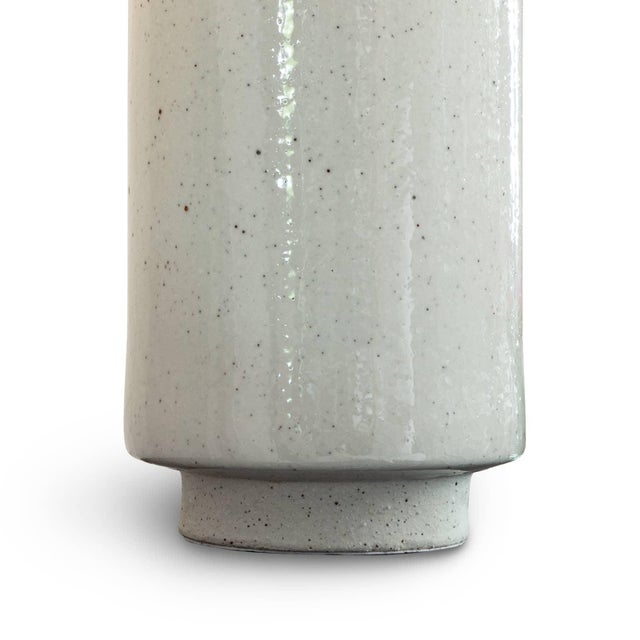 Textile Regina Andrew Markus Ceramic Table Lamp For Sale - Image 7 of 10