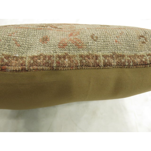 Early 20th Century Orange Traditional Vintage White Medallion Oushak Rug Pillow For Sale - Image 5 of 5