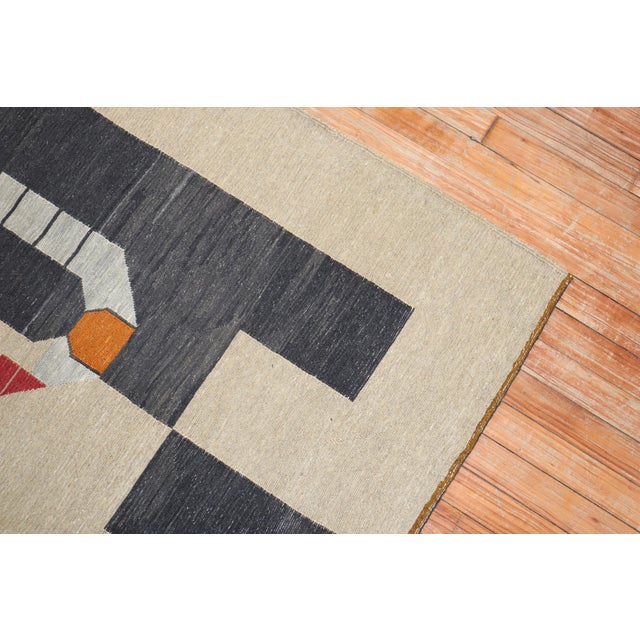 Late 20th Century Elephant Face Persian Kilim - 3'5" x 4'2" For Sale In New York - Image 6 of 18