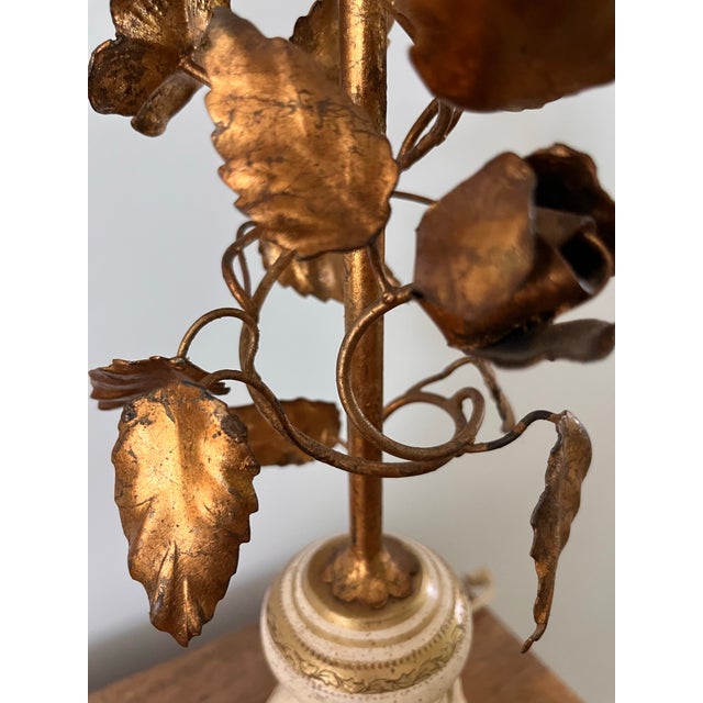 Mid Century Italian Regency Gold Gilt Tole Table Lamp For Sale - Image 10 of 12