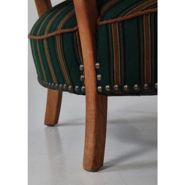 Danish Modern Lounge Chair in Oak & Traditional Danish Olmerdug Wool by Henning Kjærnulf, 1950s For Sale - Image 15 of 18