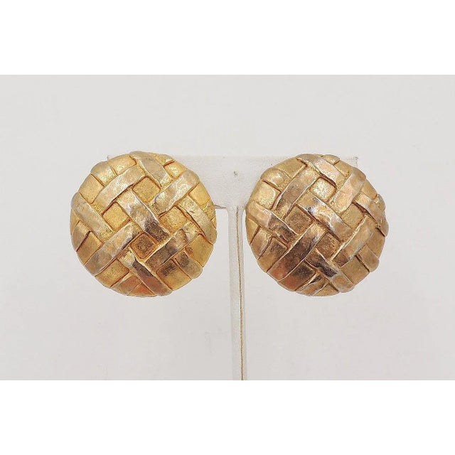 Vintage 1980s Signed Escada Goldtone Woven Clip Earrings - 2 Pieces For Sale - Image 4 of 5