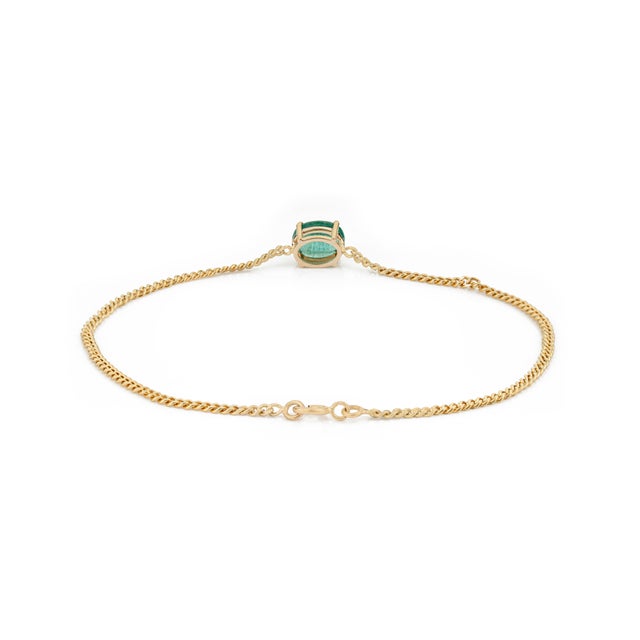 Metal 1.53ct Oval Prong Set Emerald Solitaire Chain Bracelet in 14k Yellow Gold For Sale - Image 7 of 14
