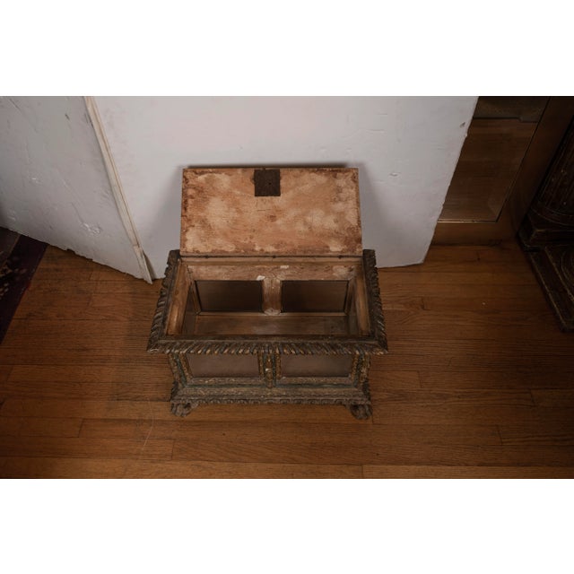 18th Century Italian Painted and Parcel Gilt Reliquary Box For Sale - Image 10 of 13